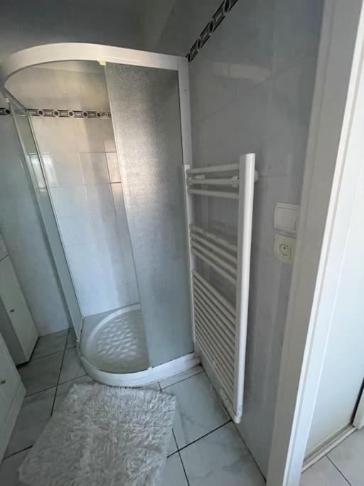شقة كان  في 7Mn From The Center/ Pool/Parking المظهر الخارجي الصورة